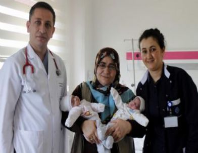 630 Gram Doğan Parmak Bebekler Hayata Tutundular