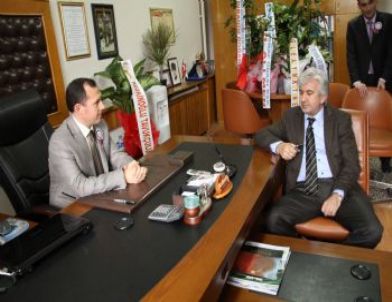 AK Parti'den Akhisar Vergi Dairesi'ne Ziyaret