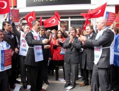 Sivas’ta Memurlar Bir Günlük İş Bırakma Eylemi Yaptı