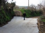Beydağ'da, Bahçe Yolları Da Kilit Taşla Kaplıyor