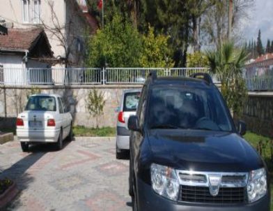 Torbalı'da Esrar Operasyonu: 5 Gözaltı