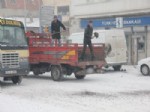 ARDAHAN BELEDIYESI - Belediye Ekiplerinden Buz Seferberliği