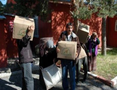 Akıncılar Kültür ve Dayanışma Derneği Muhtaç Aileleri Unutmadı