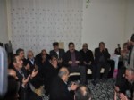 ERUH BELEDIYESI - Siirt Belediye Başkanı Sadak, Eruh’ta Husumetli İki Aileyi Barıştırdı