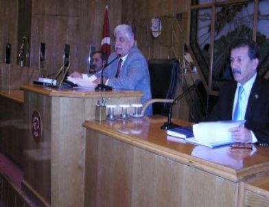 İl Genel Meclisi İki Talebi Görüştü