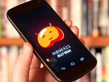Google, Android 4.2.2'yi test ediyor
