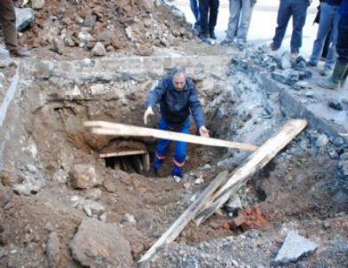 Nato Boru Hattından Petrol Çalan 22 Kişi Gözaltında