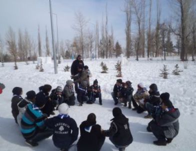 Erzurum İzcileri Soğuk Havaya Meydan Okuyarak Kandilli’de Kamp Yaptı
