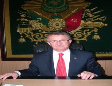 MHP'li Belen'den Adalet Bakanı Ergin'e Öcalan'a Verilen Kitap Sorusu