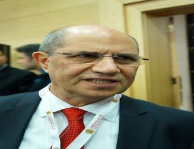 Ümit Fırat: Türkiye'nin Bir Kimlik Arayışı Var ve Aranıyor