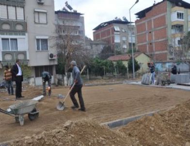 Yeni Mahallede Yeni Yol Çalışmaları Sürüyor