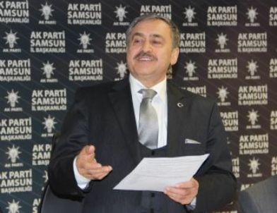 Bakan Eroğlu, Partililerle Buluştu