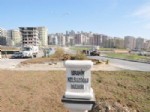 Bulvar İsimleri ve Kenti Sembolize Eden Eserler Geleneksel Urfa Taşından Yapılıyor