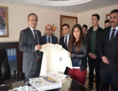 Dev Öğrencilerden Kaymakam Cıbır’a Ziyaret