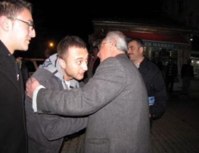 Hisarcık’ta Umre Kafilesi Dualarla Uğurlandı