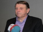 Uılenberg'den Yorumcu Hakemlere Eleştiri