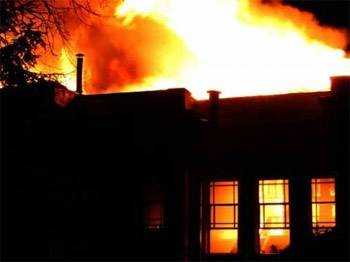 ABD'de yangın: 5'i çocuk, 7 ölü