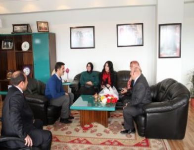 Başkan Çakır’a Kadınlar Günü Ziyareti