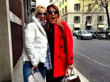 Demet Ve Seda Milano'da Karşılaşırsa...