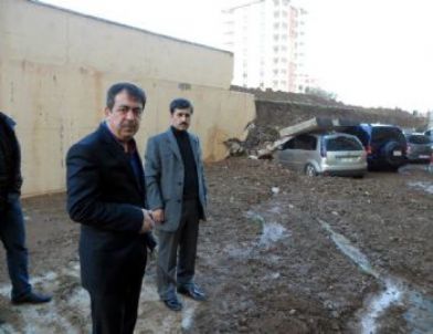 Edremit'te Selde Evlerinde Mahsur Kalan Doktorları Milletvekili Kurtardı