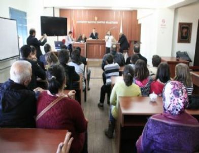 İstiklal Marşı’nı Güzel Okumak İçin Yarıştılar