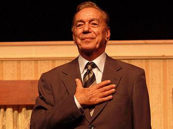 Usta oyuncu Metin Serezli hayatını kaybetti