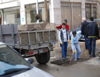 Selin Vurduğu Edremit'te Belediye Personelinin İzinleri Kaldırıldı