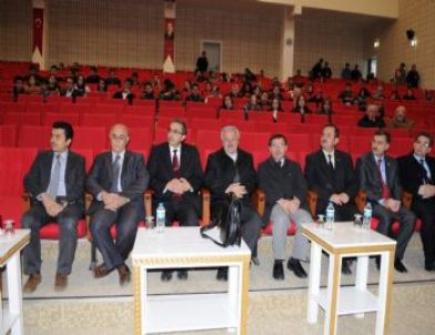 7 Aralık Üniversitesi’nde Mehmet Akif Ersoy ve İstiklal Marşı Konferansı