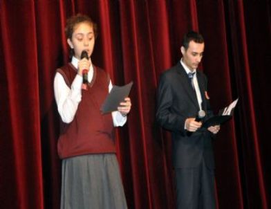 İmam Hatip Lisesi’nden ‘istiklal Marşı’nın Kabulü ve Mehmet Akif Ersoy’u Anma” Programı