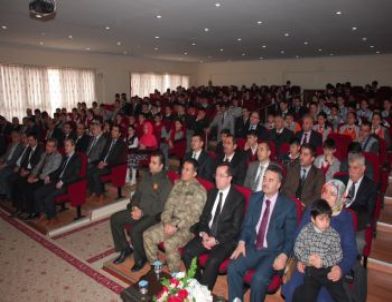 İstiklal Marşı’nın Kabulü ve Mehmet Akif’i Anma Programı Düzenlendi