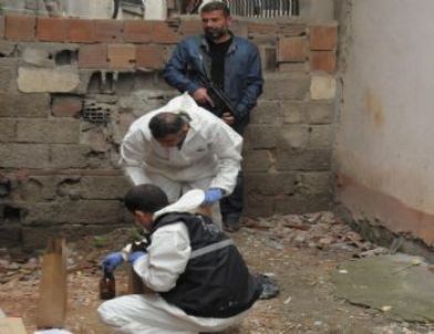 Mersin'de Bölücü Yandaşlarınca Eylem İçin Hazırlanan Molotofkokteylleri Ele Geçirildi