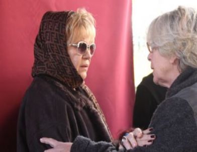 Metin Serezli'yi Sanatçı Dostları Uğurladı