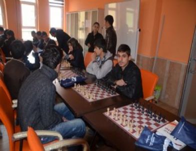 Şemdinli’de Satranç Turnuvası