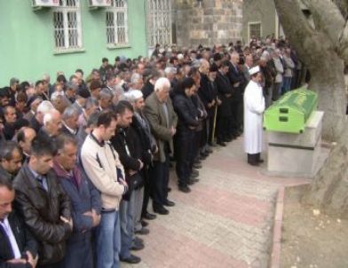 Trafik Kazasında Ölen Sürgü Belediye Başkanı'nın Ağabeyi Toprağa Verildi