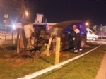 Bakırköy'de Doğalgaz Borusuna Çarpan Araç, İtfaiyeyi ve Polisi Alarma Geçirdi