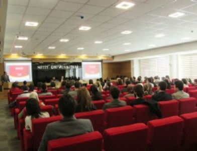 Gönül Elçileri Projesi Hitit Üniversitesi’nde Tanıtıldı