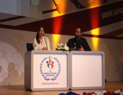 Milli Bilardocu Semih Saygıner ‘büyük Adımlar’ını Öğrencilerle Paylaştı