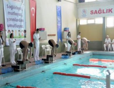 Şehitkamilli Kulaçlar Farkını Gösterdi