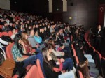 POZITIF DÜŞÜNCE - Bayan Erden İki Bin 500 Öğrenciye Sınav “Stresini Yenme ve Motivasyon” Semineri Verdi