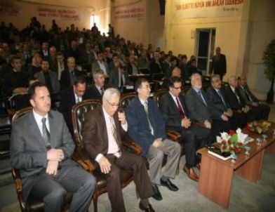 Ersoy Düzenlenen Seminer İle Anıldı