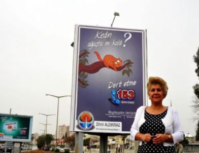 Hayvanseverleri Sevindiren Kedili Afiş