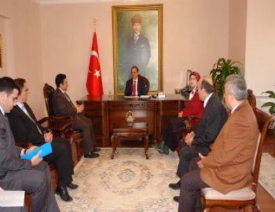 Yurtdışı Türkler ve Akraba Topluluklar Başkanlığı’ndan Kilis Valisi Tapsız’a Ziyaret