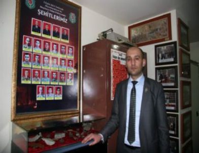 Afyonkarahisar'da Patlamada Şehit Olan 25 Asker Anısına Köşe Kuruldu