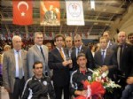 Amatör Spor Kulüplerine Malzeme Yardımı