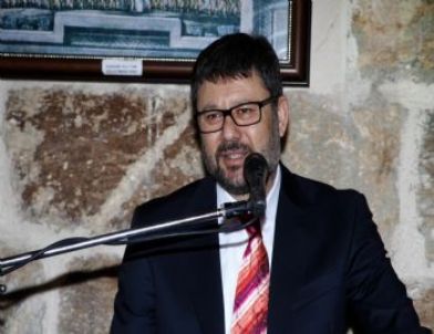 Adana Eski Milletvekili Çalışkan'dan 'ortadoğu' Konferansı