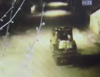 Mobese'li Köyde Eskortlu Traktör Hırsızlığı