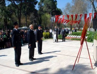 18 Mart Şehitler Günü ve Çanaklale Deniz Zaferi'nin Yıl Dönümü