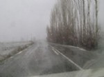 KURUCAOVA - Doğanşehir'e Bağlı Kurucaova Beldesinde  Kar