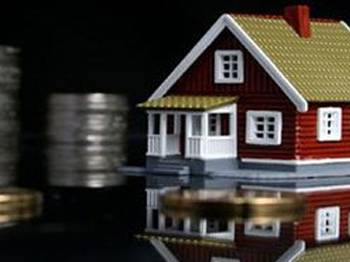 Düşük faizler tüketiciyi bankaya koşturdu