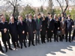 RAŞIT ZENGIN - Gölbaşı Şehitlerini Unutmadı
